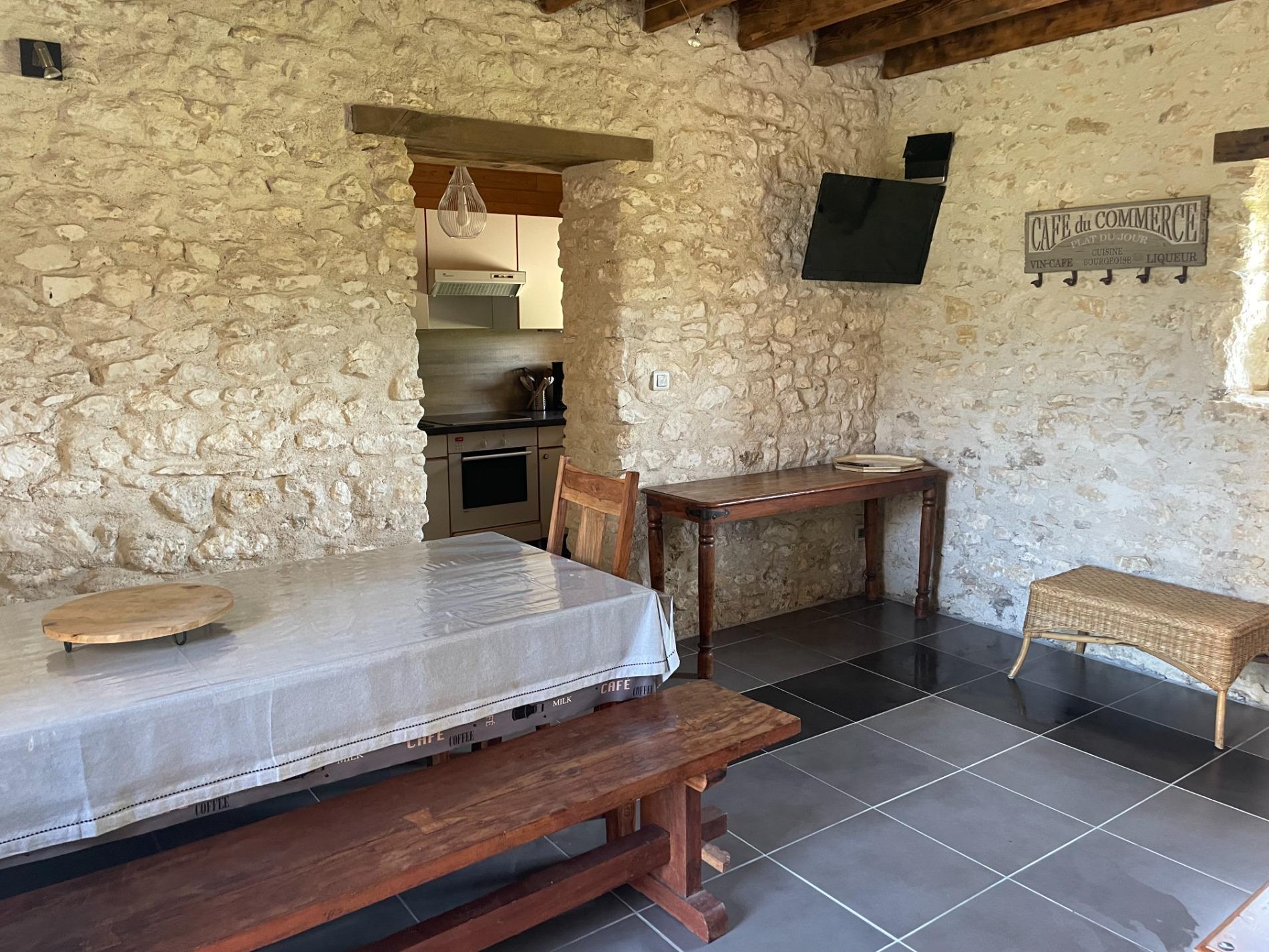 G&icirc;te 1