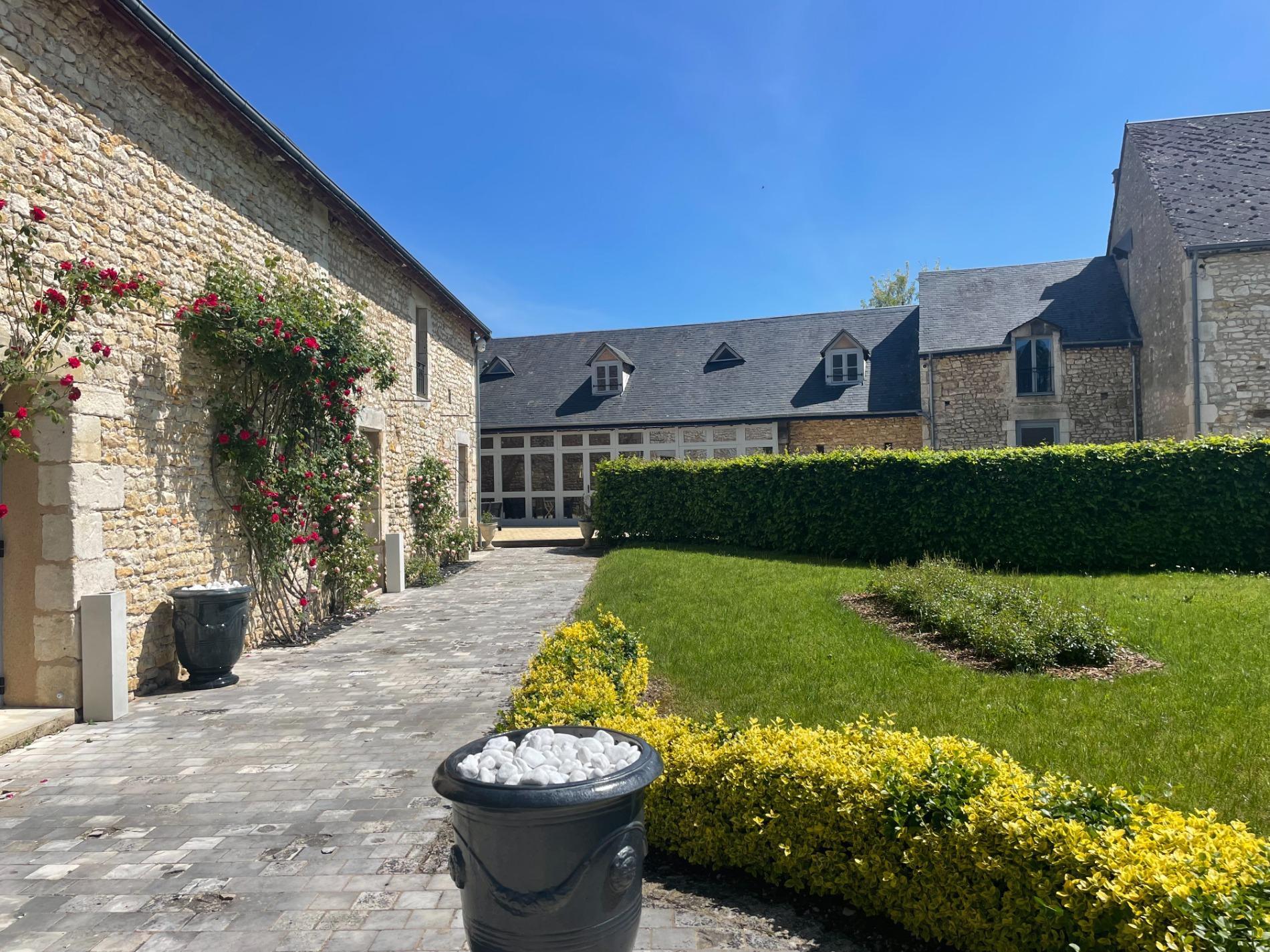 G&icirc;te 1