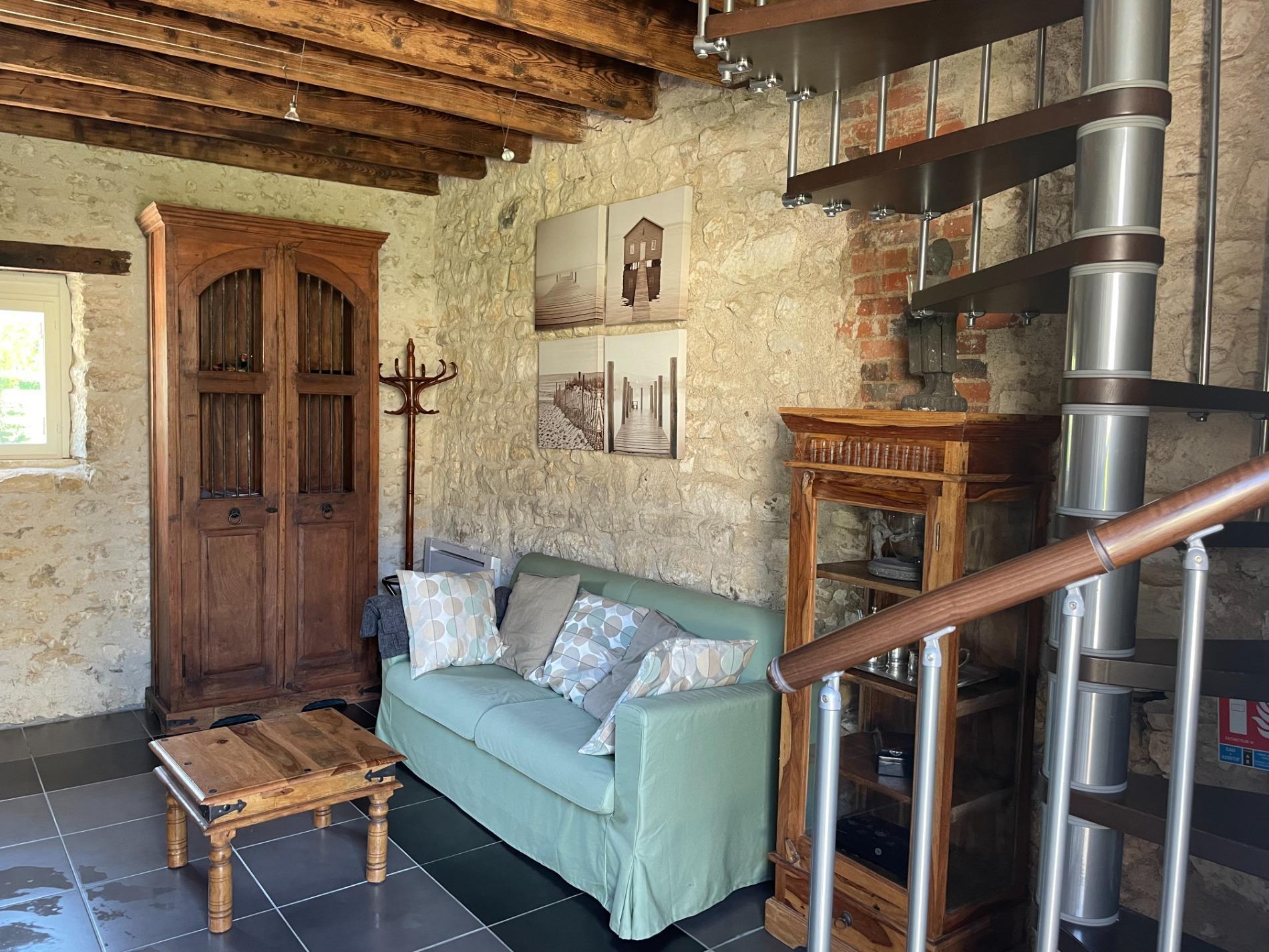 G&icirc;te 1