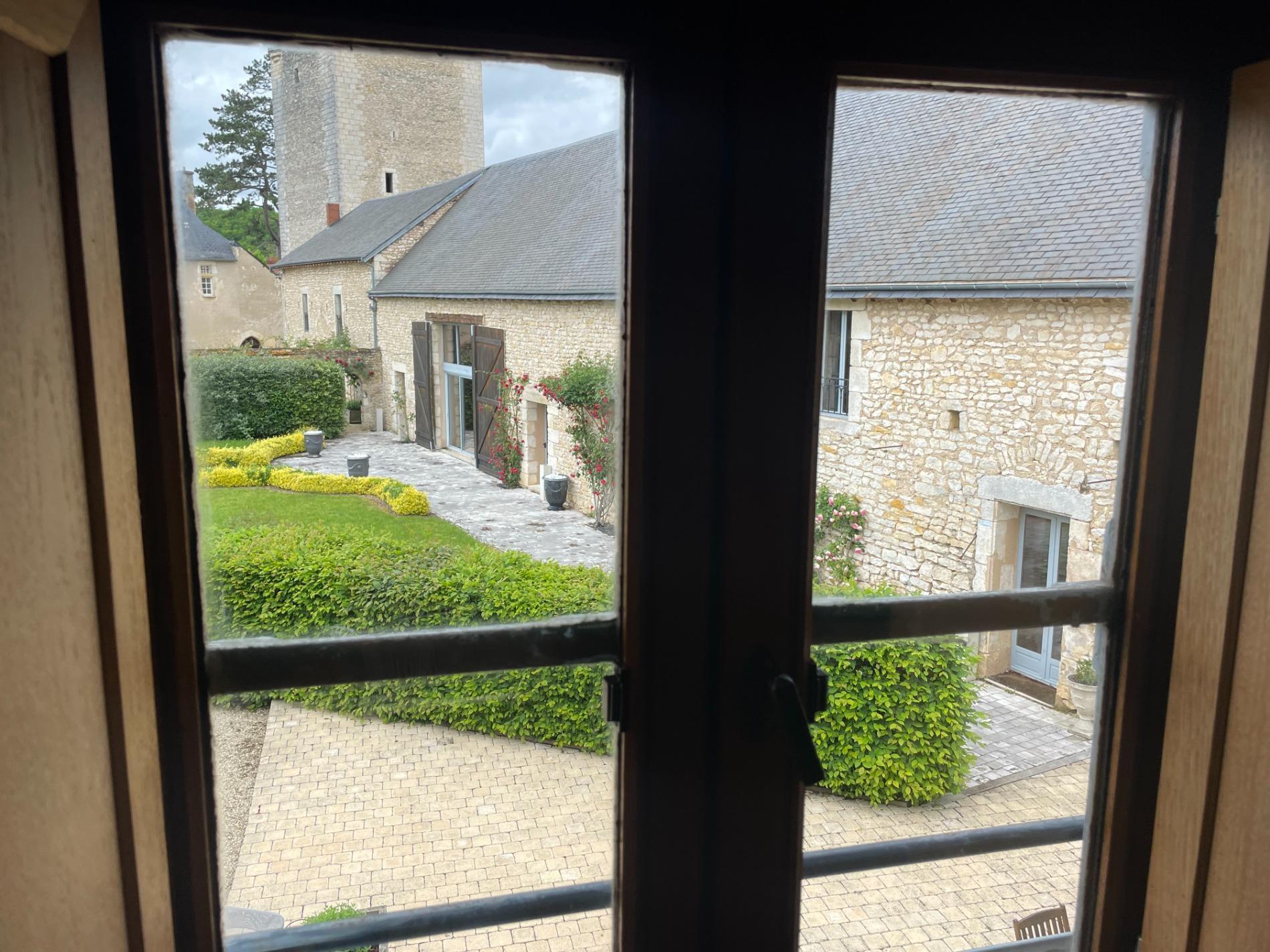 G&icirc;te 1