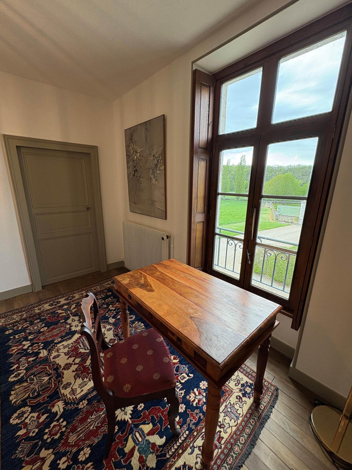 G&icirc;te 2