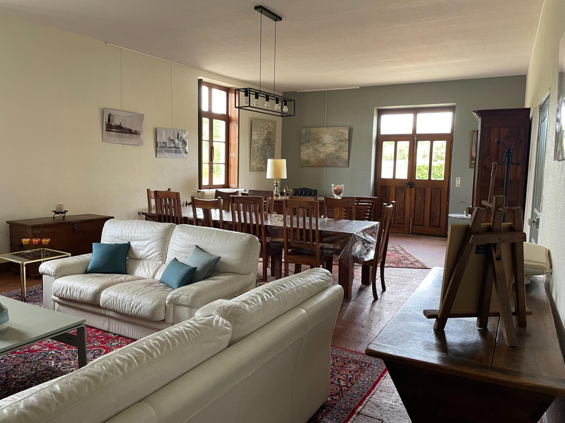 G&icirc;te 2