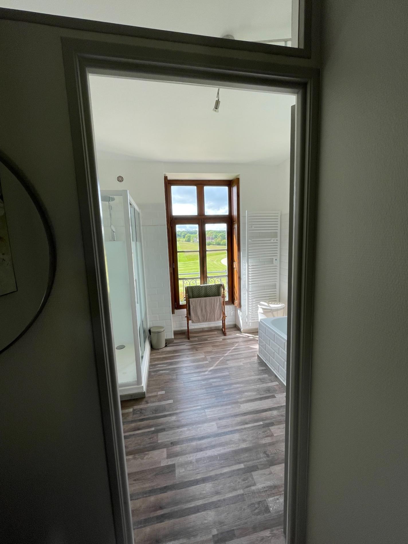 G&icirc;te 2