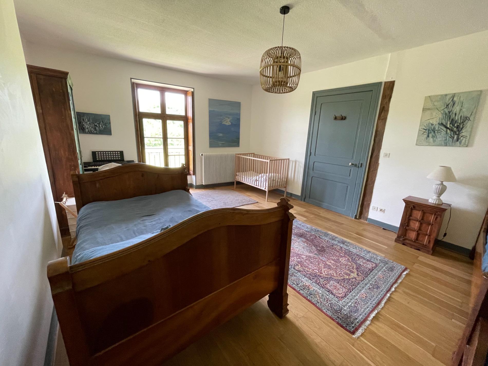 G&icirc;te 2